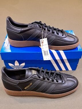 Adidas Handball Spezial - Color: Black/Carbon/Gold - Size: Men 10